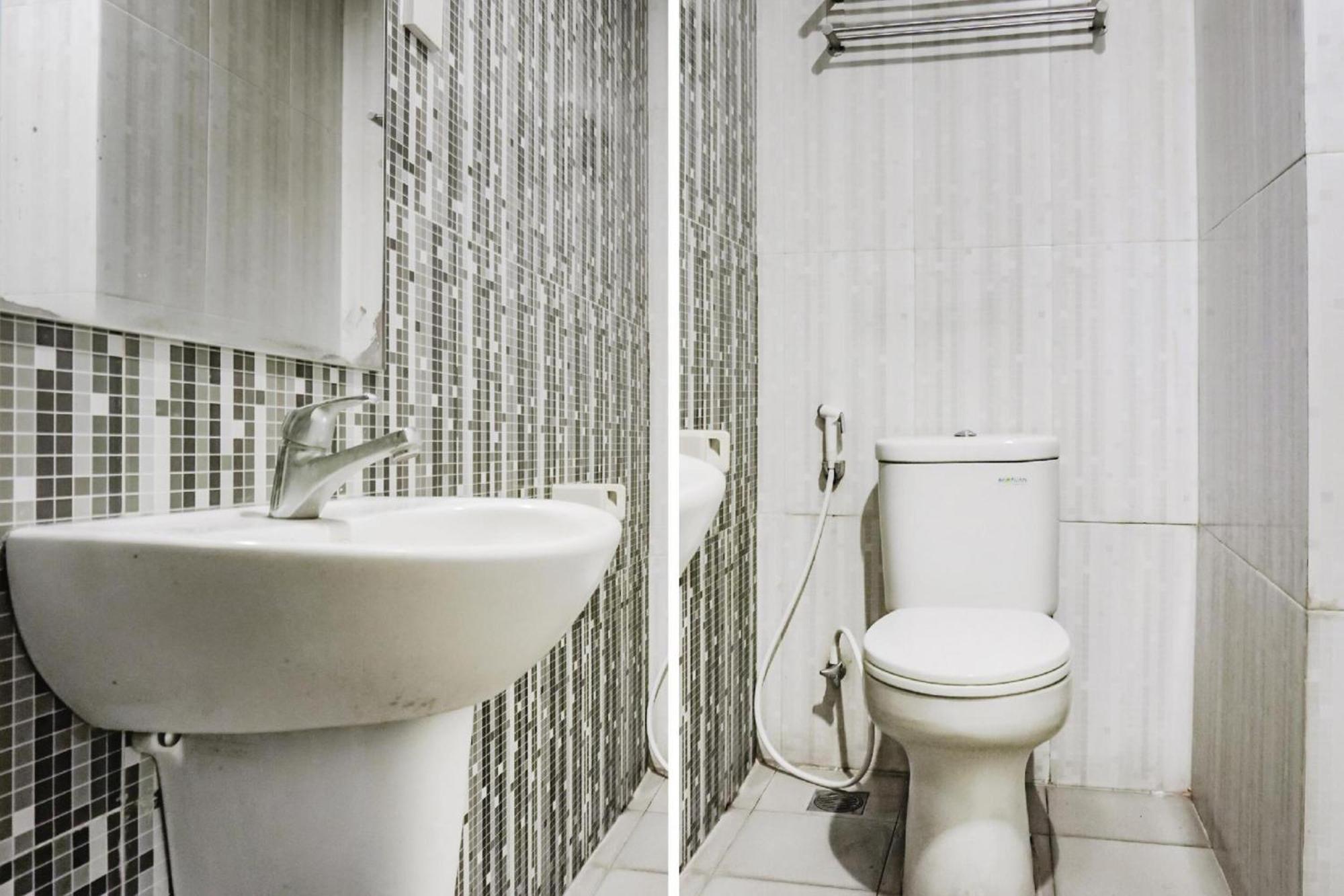 Collection O Hotel Antara Jakarta Luaran gambar