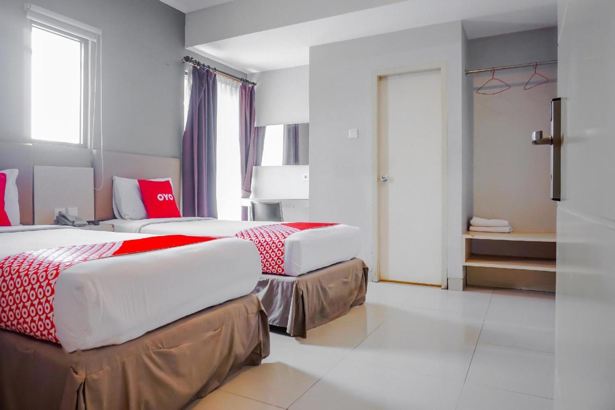 Collection O Hotel Antara Jakarta Luaran gambar