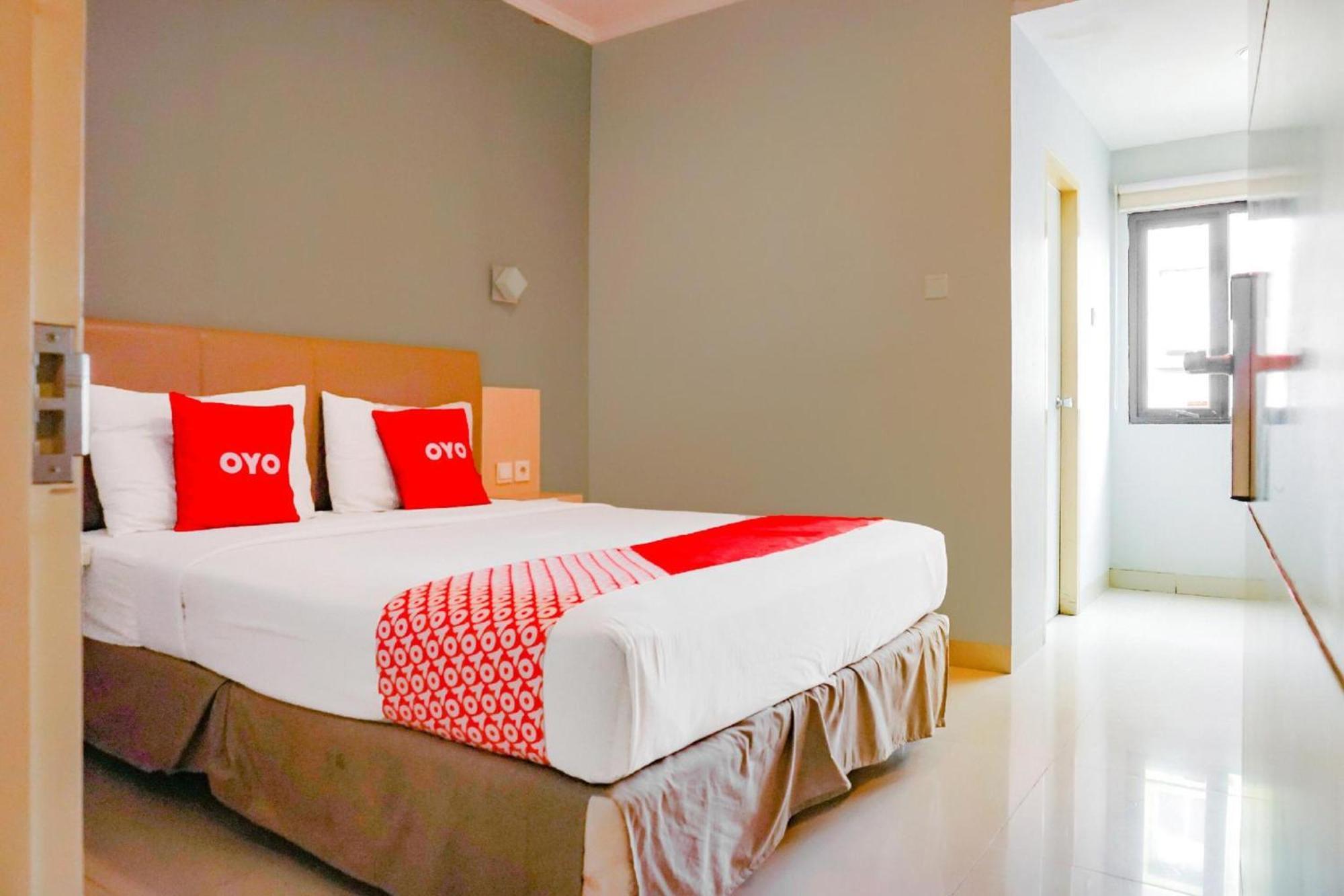 Collection O Hotel Antara Jakarta Luaran gambar